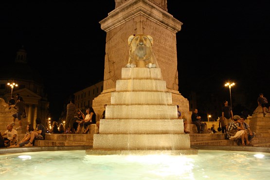 Piazza Del Popolo Nacht Lowe Brunnen