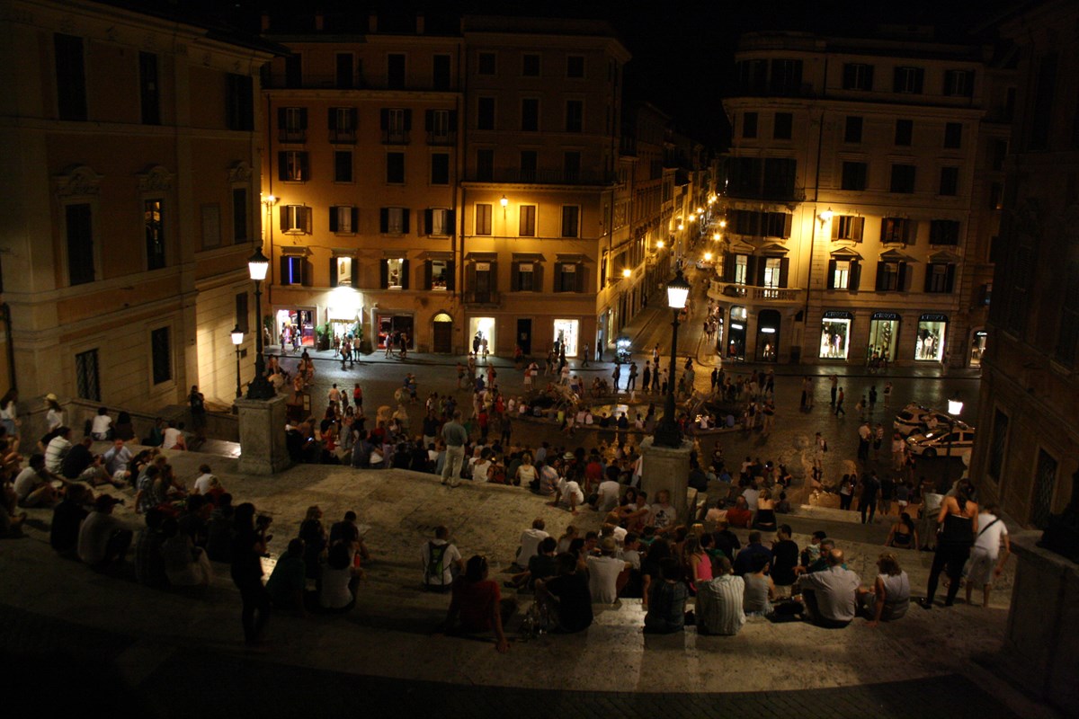 Platz von Spanien in der Nacht