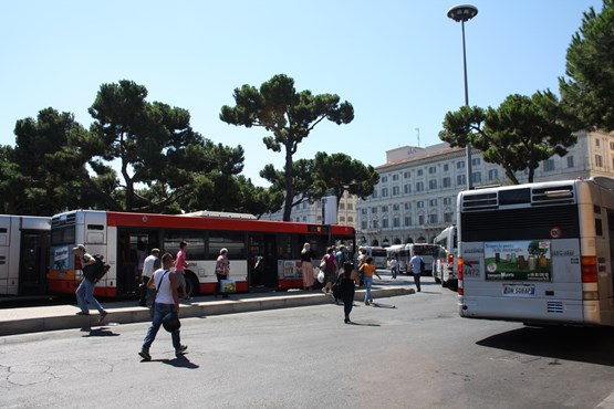 Rom Bus